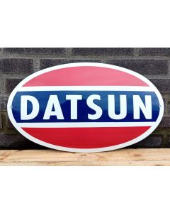 Datsun ovale